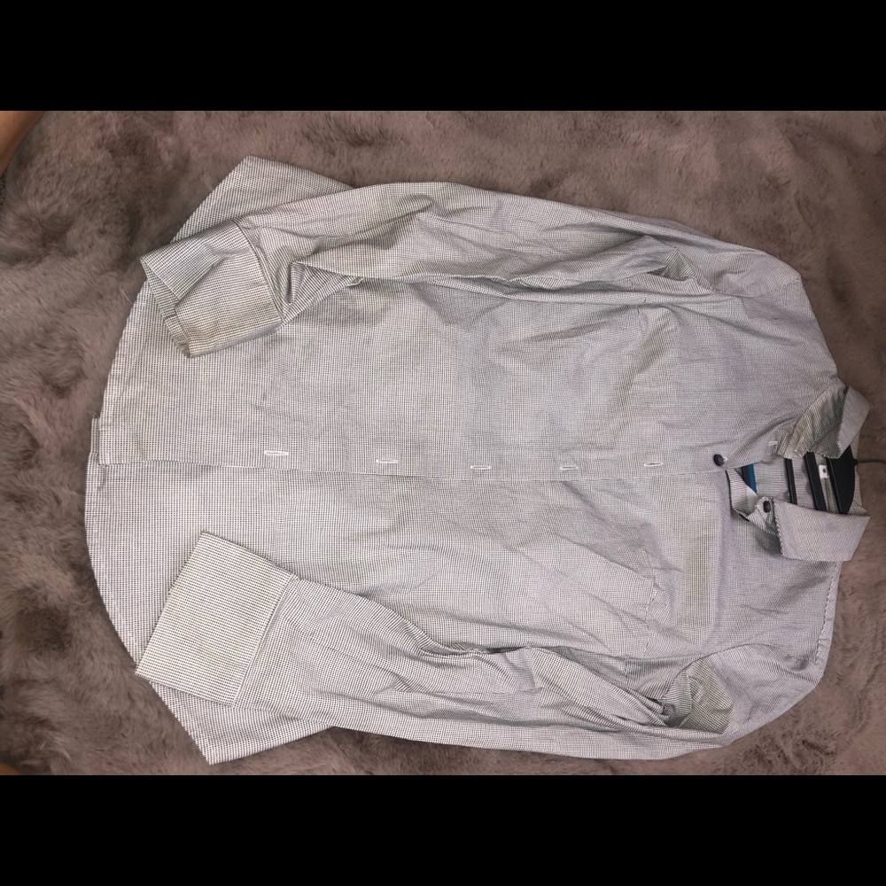 Simple dress shirt